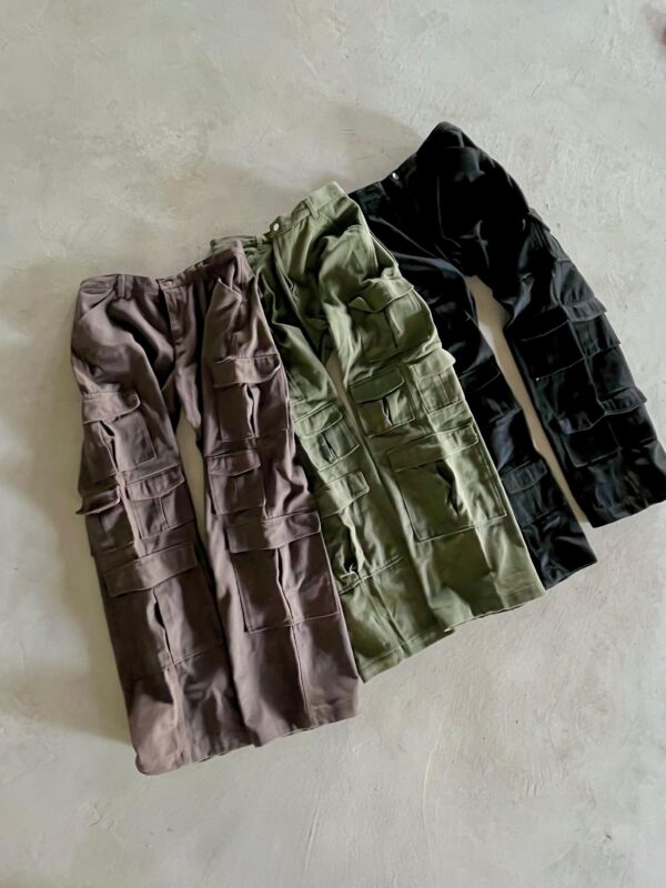 Multi pocket cargo pants